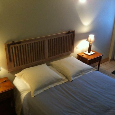 Bed and Breakfast La Ferme Des Vignes Hotot-en-Auge Esterno foto