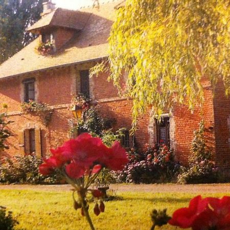Bed and Breakfast La Ferme Des Vignes Hotot-en-Auge Esterno foto