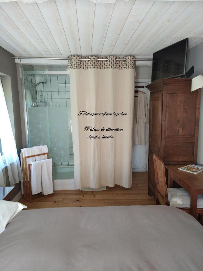 Bed and Breakfast La Ferme Des Vignes Hotot-en-Auge Esterno foto